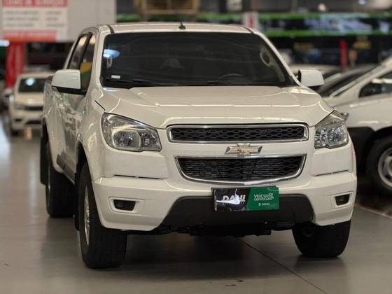 CHEVROLET S10 2.4 LT 4X2 CD 8V FLEX 4P MANUAL CHEVROLET S10 2.4 LT 4X2 CD 8V FLEX 4P MANUAL